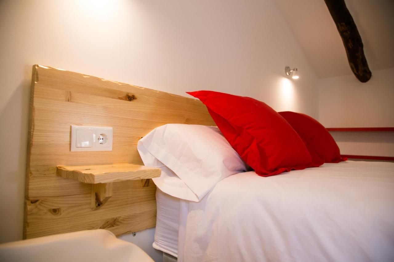 Apartamentos Turisticos La Casa Vieja Sabiote Exteriör bild