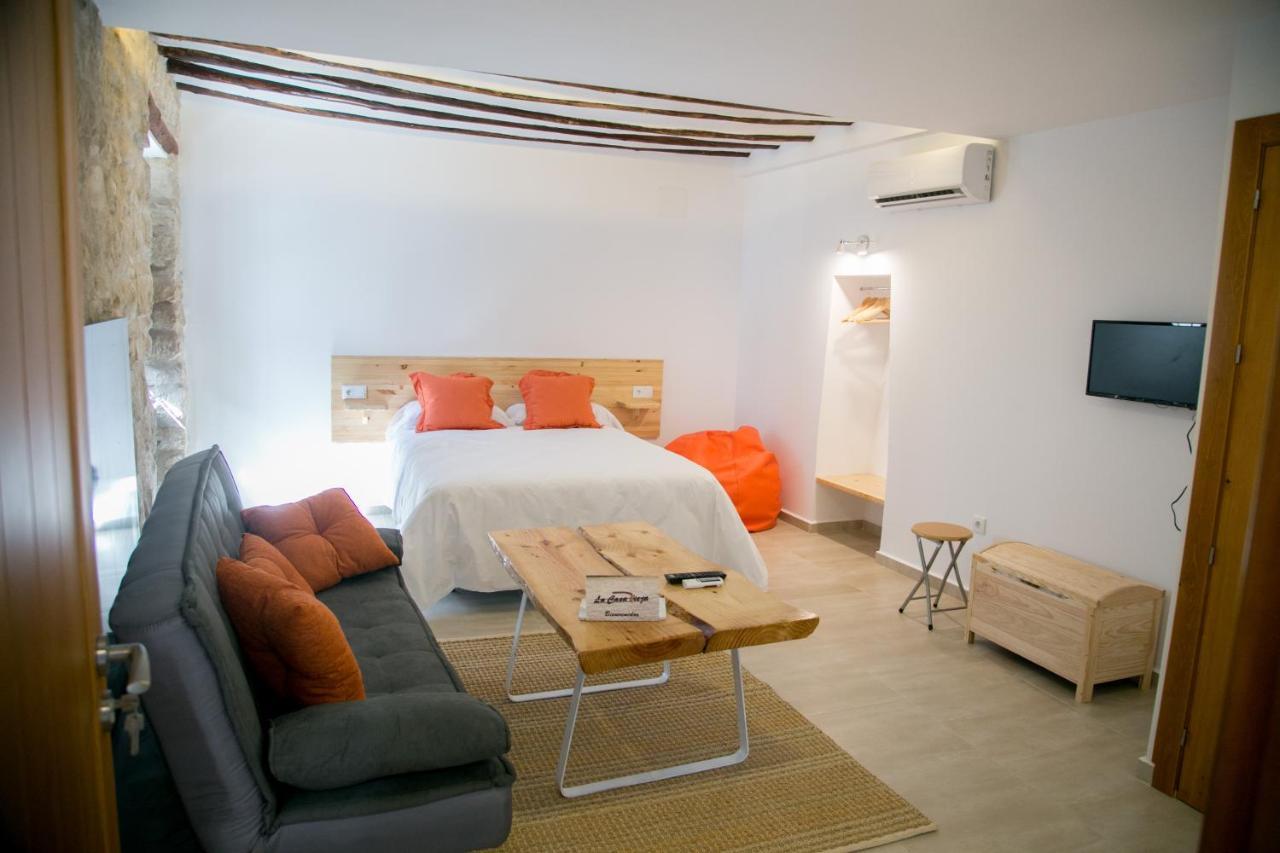 Apartamentos Turisticos La Casa Vieja Sabiote Exteriör bild