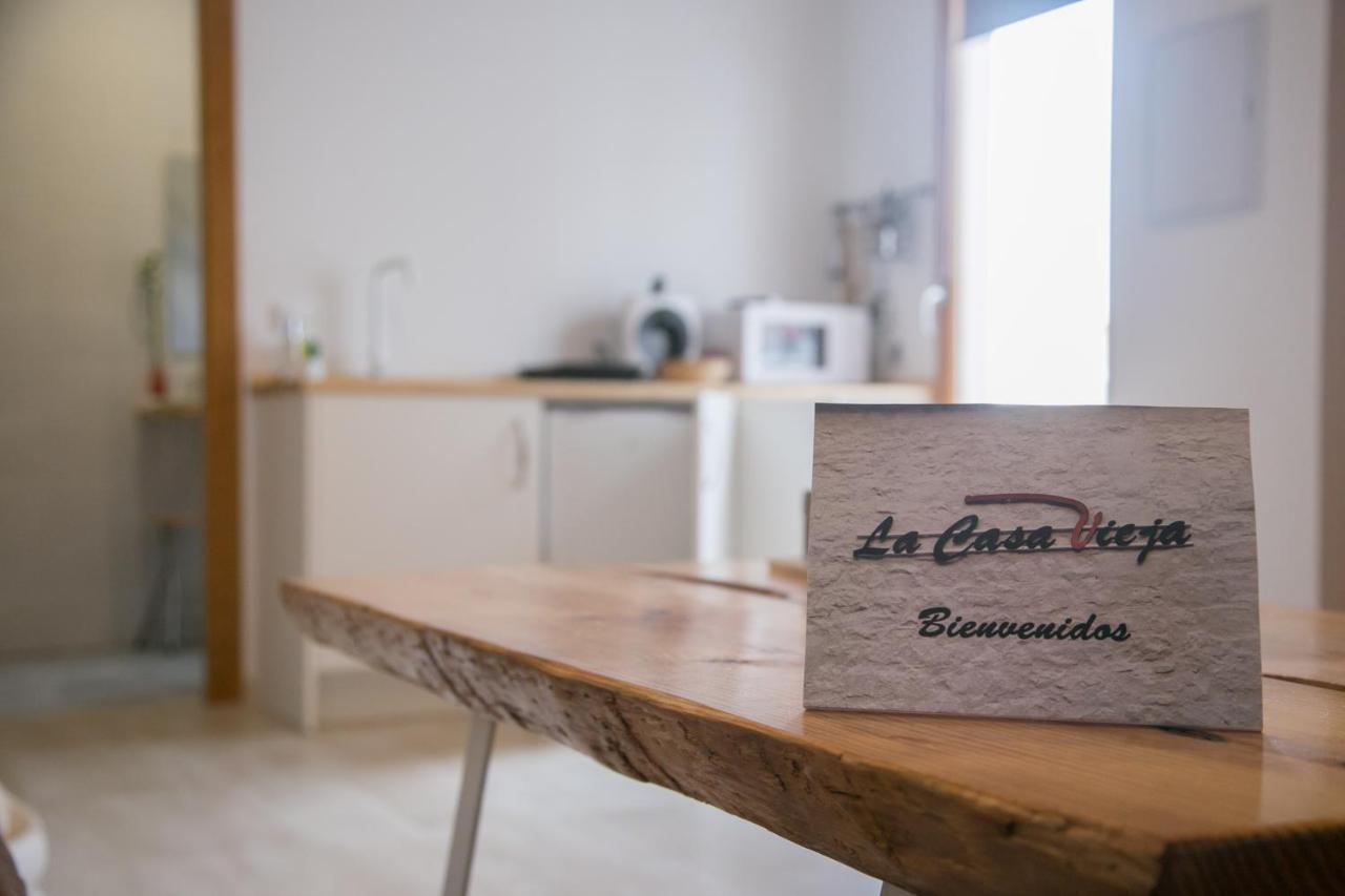 Apartamentos Turisticos La Casa Vieja Sabiote Exteriör bild